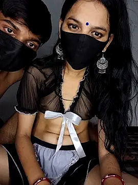 miss siya 00 online show from April 16, 2026, 9:39 pm