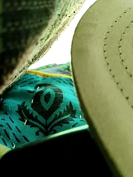 Hot2602 online show from April 16, 2026, 6:03 am