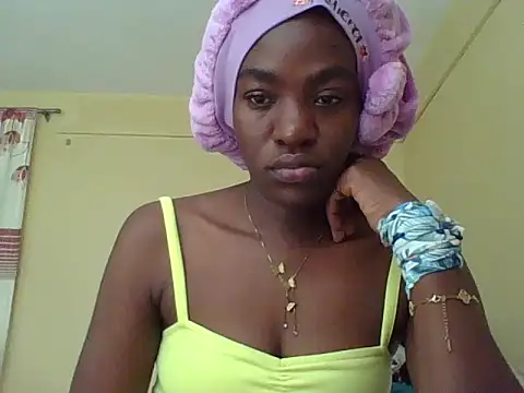 Snapshot of Sexxy_paid chatting on February 8, 2026, 11:30 am Sexxy paid online show from February 8, 2026, 11:30 am