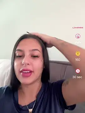 jujuarantes  2026 online show from June 10, 2026, 2:51 pm
