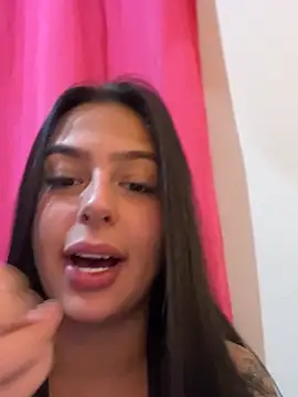 jujuarantes  2026 online show from July 10, 2026, 4:18 pm