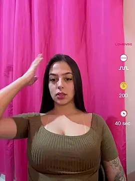 jujuarantes  2026 online show from July 11, 2026, 2:17 pm
