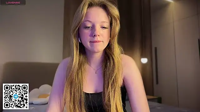 Snapshot of steffi_meoww chatting on June 8, 2026, 12:05 am steffi meoww online show from June 8, 2026, 12:05 am