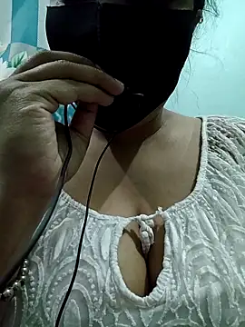 suman bhabhi001 online show from April 1, 2026, 5:54 pm
