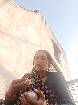 Karishma singh online show from April 14, 2026, 1:21 am