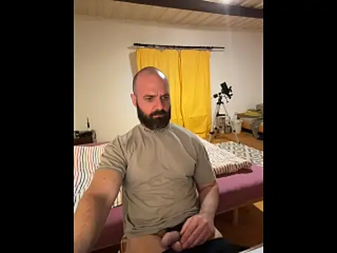 DamonSalvatore2 online show from March 5, 2026, 6:37 pm