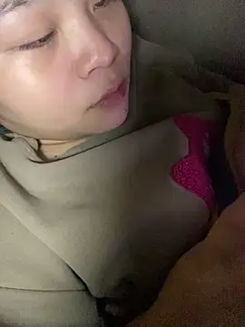 lili-roze online show from February 1, 2026, 8:56 am