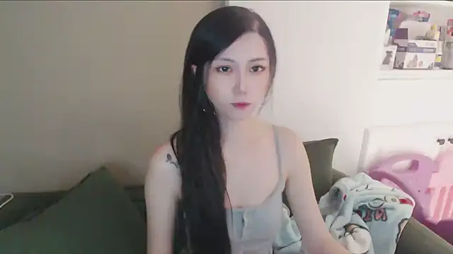 Snapshot of whitecat13 chatting on July 31, 2026, 12:26 pm whitecat13 online show from July 31, 2026, 12:26 pm