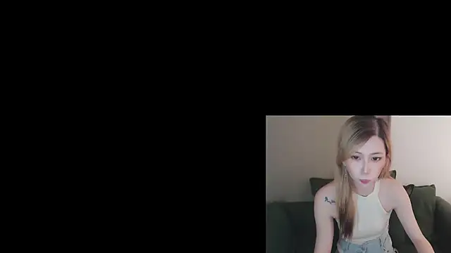 Snapshot of whitecat13 chatting on May 21, 2026, 11:18 am whitecat13 online show from May 21, 2026, 11:18 am
