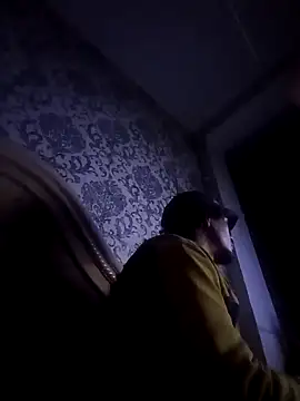 Eldiablo2055 online show from December 22, 2025, 4:23 am