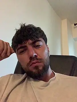 MasterRaylei1 online show from December 22, 2025, 10:04 am