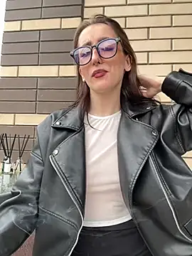 LuxBrunette  online show from March 27, 2026, 8:48 am