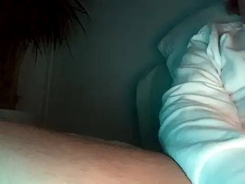 Snapshot of Sevenyearsago chatting on December 21, 2025, 5:36 pm Sevenyearsago online show from December 21, 2025, 5:36 pm