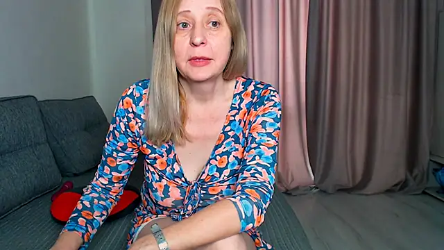 MiLenaMilf online show from March 15, 2026, 6:42 am