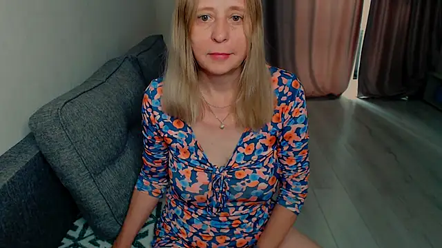 Snapshot of MiLenaMilf chatting on June 21, 2026, 7:14 am MiLenaMilf online show from June 21, 2026, 7:14 am