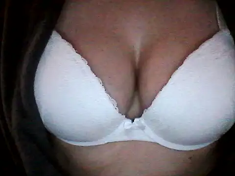 sexymilena9 online show from January 13, 2026, 7:51 pm