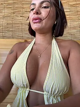 Irina Velvett online show from April 2, 2026, 9:32 pm