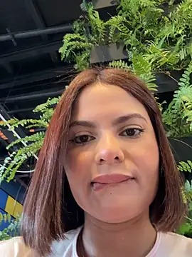 Snapshot of Irina_Velvett chatting on May 6, 2026, 10:25 pm Irina Velvett online show from May 6, 2026, 10:25 pm