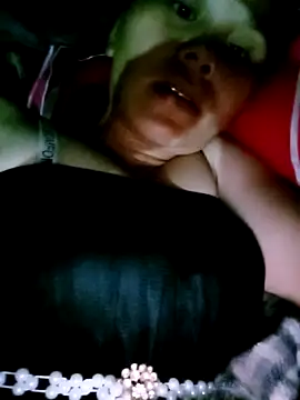 DIANAKUTE online show from April 13, 2026, 1:48 pm