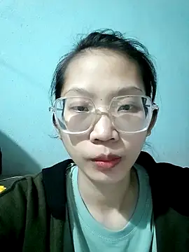 Snapshot of damsun_22 chatting on February 5, 2026, 2:24 pm damsun 22 online show from February 5, 2026, 2:24 pm