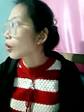 Snapshot of damsun_22 chatting on February 3, 2026, 6:40 am damsun 22 online show from February 3, 2026, 6:40 am