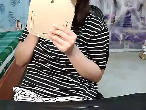 hana ssexy online show from July 4, 2026, 3:38 pm