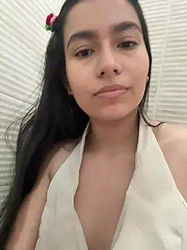 lila lain online show from April 14, 2026, 11:48 am