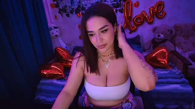 Snapshot of AlisiaRose chatting on March 12, 2026, 10:47 pm AlisiaRose online show from March 12, 2026, 10:47 pm