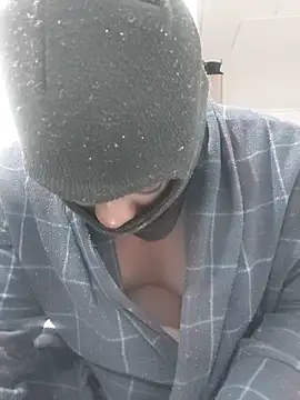 Snapshot of Bra-G chatting on June 16, 2026, 7:14 pm Bra-G online show from June 16, 2026, 7:14 pm