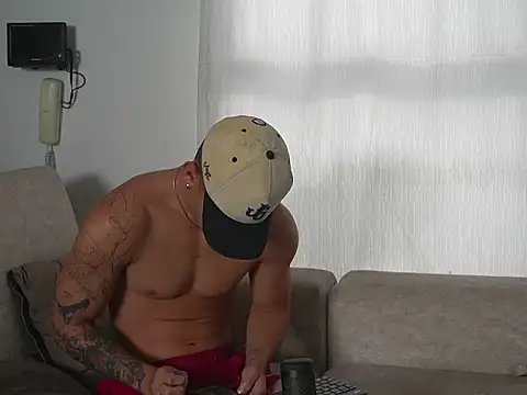 Thin tommy11 online show from March 19, 2026, 10:32 pm