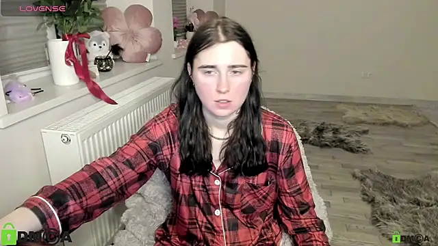 KrissLimada online show from April 11, 2026, 10:35 pm