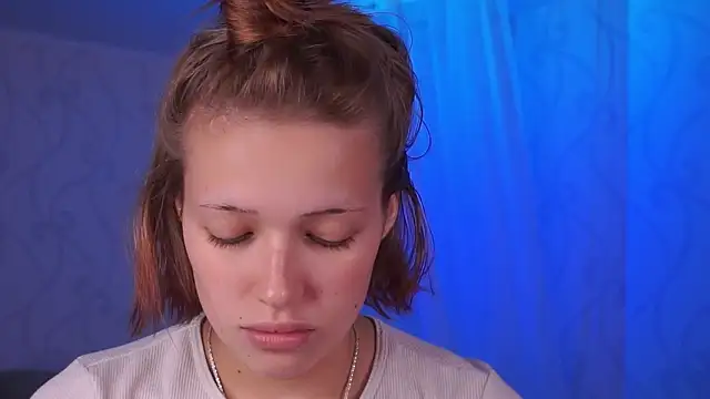 hexiir online show from April 15, 2026, 7:58 pm