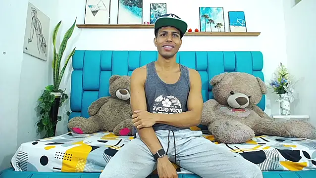 Interracial Snow Bunny online show from March 10, 2026, 1:26 pm