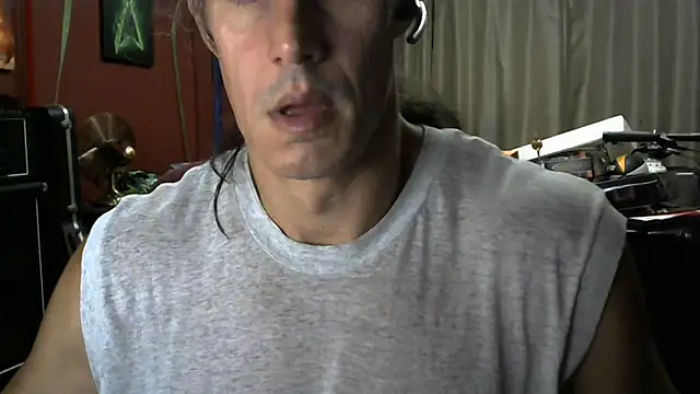 Snapshot of koolchillfun696969 chatting on August 7, 2026, 5:35 am koolchillfun696969 online show from August 7, 2026, 5:35 am