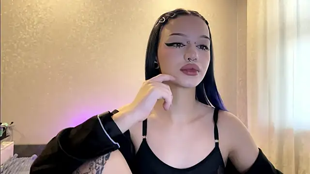 dieonisiaaaa online show from January 11, 2026, 8:21 am