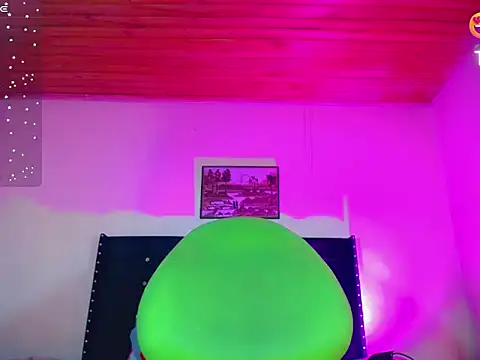 AlondraGill 11 online show from March 26, 2026, 4:55 am