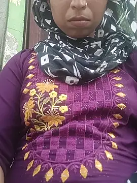 Snapshot of model_simran chatting on July 14, 2026, 11:38 am model simran online show from July 14, 2026, 11:38 am
