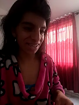 Snapshot of Alma_Kieran chatting on February 2, 2026, 7:13 pm Alma Kieran online show from February 2, 2026, 7:13 pm