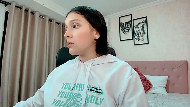 littlemolly walcott online show from March 9, 2026, 2:15 am