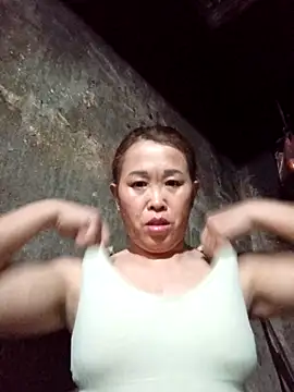 dakota-kis online show from April 6, 2026, 11:17 pm