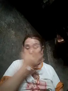 dakota-kis online show from April 3, 2026, 11:44 pm