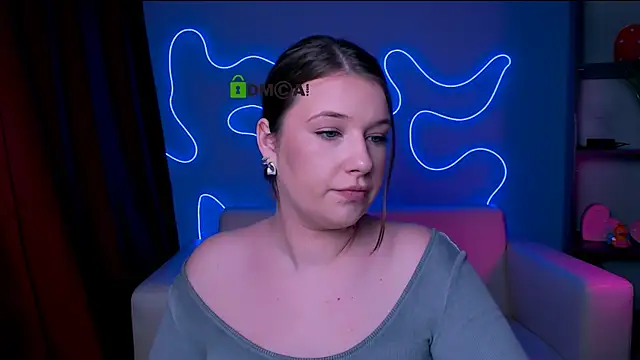 aurora kiss   online show from January 9, 2026, 8:16 pm