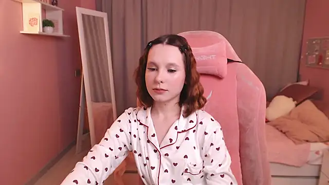 Haya Harareet online show from February 6, 2026, 1:12 am