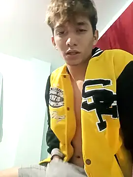 Snapshot of Andy_Kein chatting on February 26, 2026, 5:29 am Andy Kein online show from February 26, 2026, 5:29 am