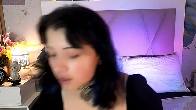 Sienna Desiree online show from May 22, 2026, 12:36 pm