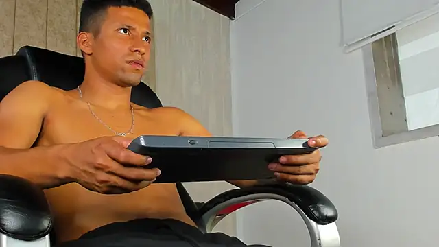 Liam Mush online show from March 9, 2026, 8:56 pm