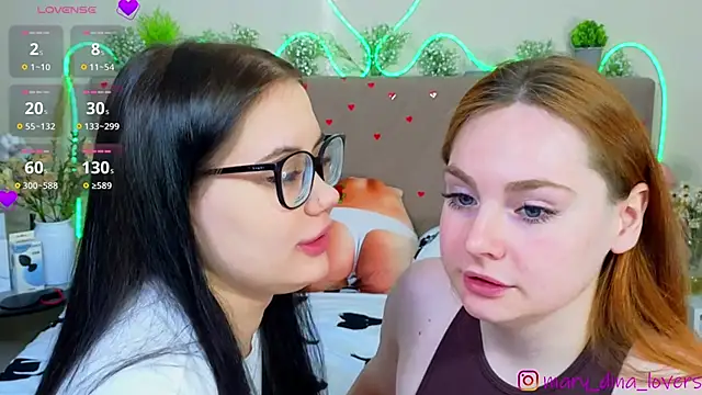 Mary Dina online show from April 12, 2026, 3:32 am