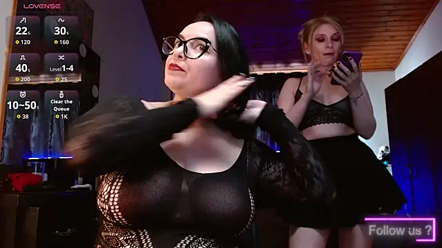 HoneyblakeandEmmagrey online show from January 10, 2026, 8:26 pm