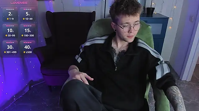 Tomas Norton online show from June 18, 2026, 8:25 pm