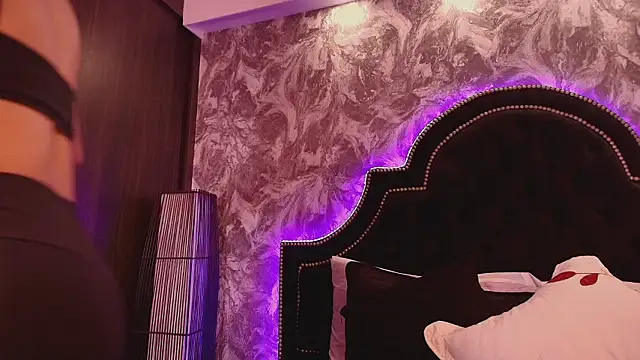 Chloe Connor online show from March 14, 2026, 4:18 am